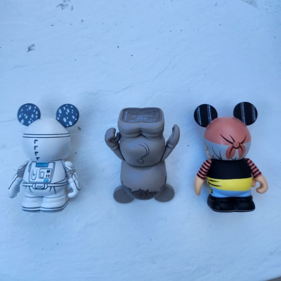 Disney Vinylmation Lot - Picture 2 of 2